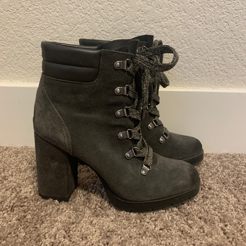 Sam Edelman Carolina Lace Up Boot - sz 6. Like new